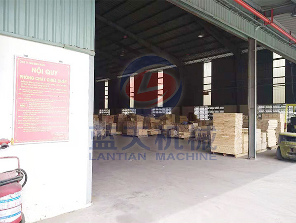 河北木材烘干機設備安裝現(xiàn)場